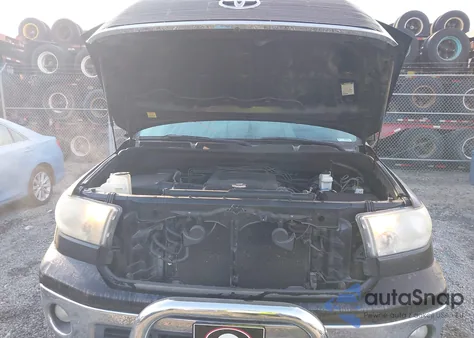 2011 Toyota Tundra Grade 5.7L V8 z USA, uszkodzony, nr VIN 5TFDW5F14BX197178